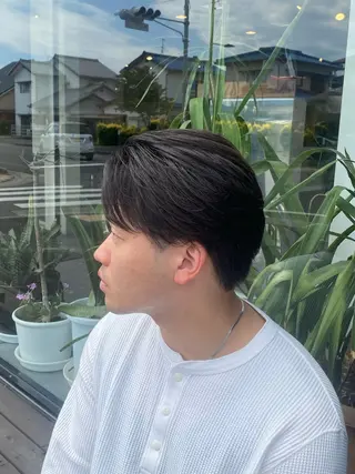 ショート パーマ メンズ 谷口 悠生のヘアスタイル