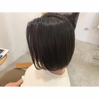 ミディアム カラー fio マナミのヘアスタイル
