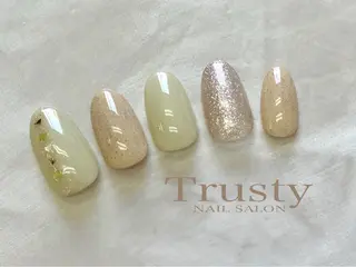 ネイル Trusty新小岩 杉山のネイルデザイン