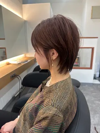 ミディアム ヘアアレンジ カラー ヘアテラス エムナラテンのヘアスタイル