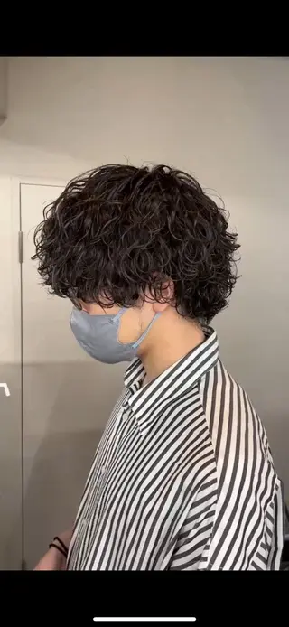 パーマ メンズ 🐺ウルフ/レイヤー カット/高嶋湧大のヘアスタイル