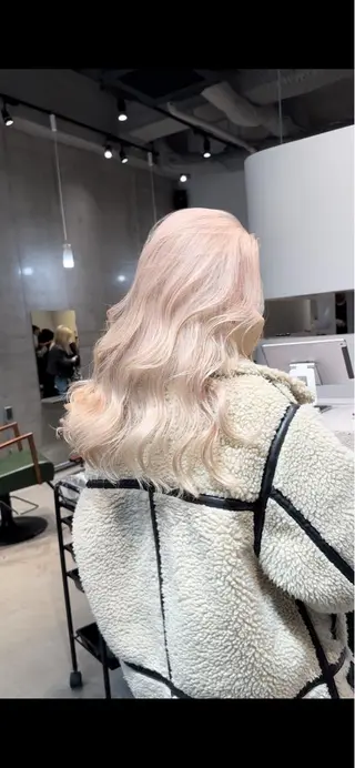 ロング カラー ヘアアレンジ MONIQA所属・🐲RYUKI メンズブリーチのヘアスタイル