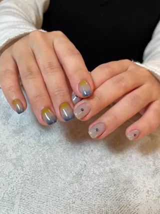 ネイル Ami 🦥のネイルデザイン