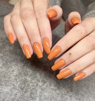 ネイル R inのネイルデザイン