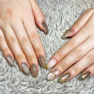 ネイル amour所属・amour ERIKAのマツエク・マツパデザイン