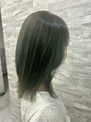 ミディアム カラー mill hair所属・長浜 小晴のヘアスタイル