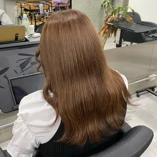 ロング カラー Welring hair salon所属・Runa/大人 かわいいハイトーンのヘアスタイル