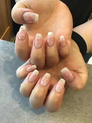 ネイル Nest 蜂谷のネイルデザイン