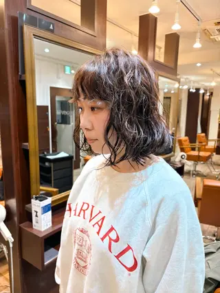 ミディアム パーマ 宮本 泰周のヘアスタイル