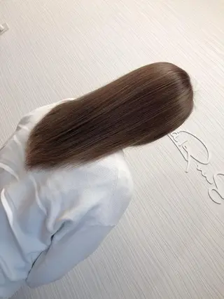 ロング カラー LaRmE Ayumi.のヘアスタイル