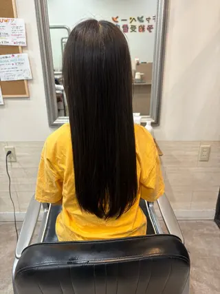 ロング 堀川 希歩のヘアスタイル