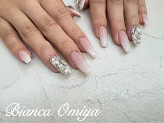 ネイル 岩松 沙耶のネイルデザイン