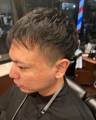 ショート メンズ 銀座バルビエグラン 角田雅樹（夜限定）のヘアスタイル