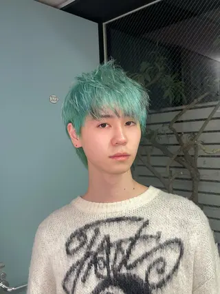 カラー ハイトーン/ブリーチ /ウルフ/しゅーたのヘアスタイル