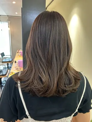 セミロング カラー hub hair レイヤー/透明感のヘアスタイル