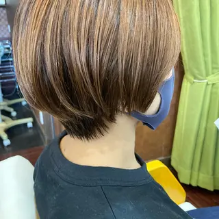 ショート Well‘s黒木🌿 レイヤー💎寒色のヘアスタイル