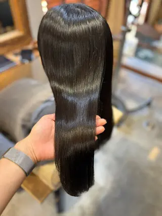 ロング putri店長 和田鈴采のヘアスタイル