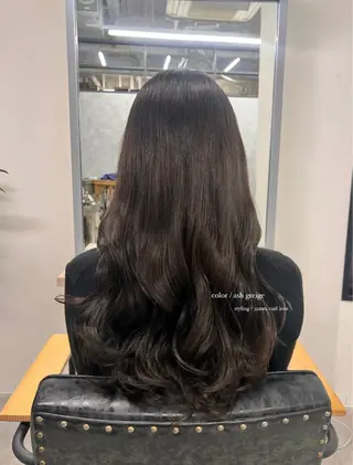 ロング natsu/梅田 /透明感/艶髪のヘアスタイル