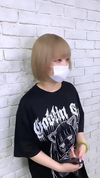 ショート L STUDIO心斎橋店所属・派手髪支持率No1 Eisukeのヘアスタイル