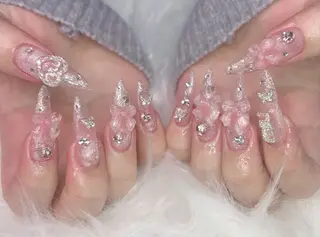 ネイル D-BEAUTY Nailsalonのネイルデザイン
