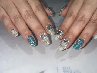 ネイル Msalon所属・渡久地 夢のネイルデザイン