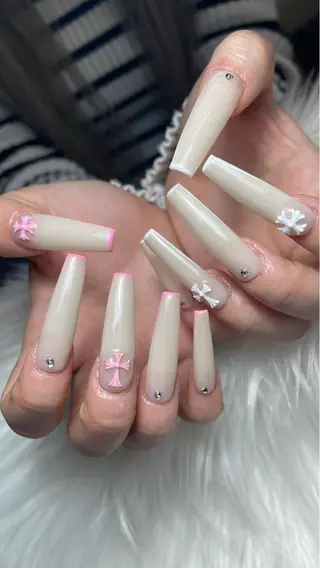 ネイル Nail Salon L'arc所属・☆Mèo ☆のネイルデザイン