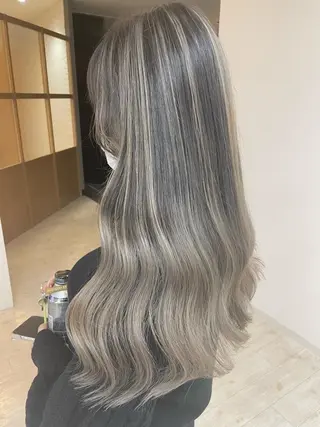 ロング カラー Chere rosso所属・✨頭身浴無料 -chere-金剛店のヘアスタイル