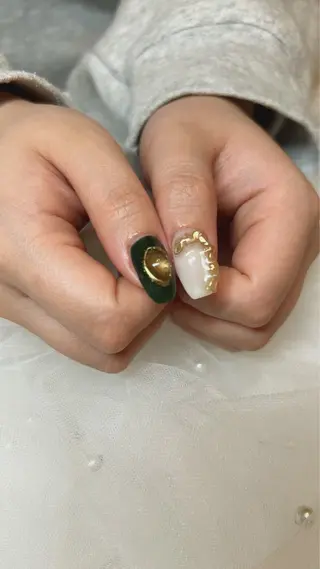 ネイル takara nail所属・takara射水高岡 マグネット韓国ポップのネイルデザイン