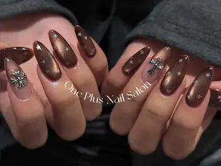ネイル One Plus キキのネイルデザイン