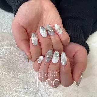 ネイル 知花 梨花のネイルデザイン