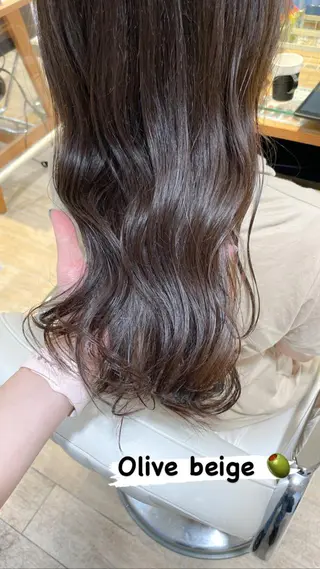 ロング カラー ✨カラー支持No.1 🧸ワキ カナコ🧸のヘアスタイル