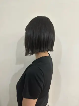 ショート Rinka/レイヤー /透明感カラーのヘアスタイル