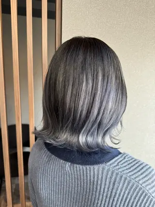 ミディアム ワタナベ テルマサのヘアスタイル
