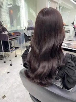 カラー 🪞SHE池袋 Official🪞のヘアスタイル