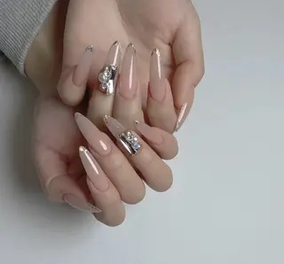 ネイル AB マツエクネイルサロンのネイルデザイン