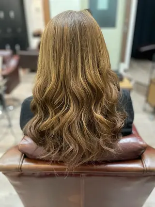 ロング カラー HAIR MAKE Avalon 橋本店所属・💎白髪染めも対応 🙆👌山本明菜のヘアスタイル