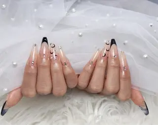 ネイル ENSalon 愛佳のネイルデザイン