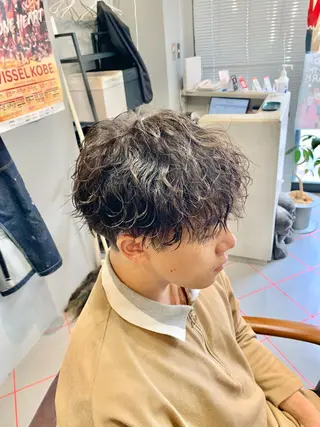 ショート パーマ メンズ メンズサロン　アソビ所属・【扱いやすいパーマ】 眞鍋拓己のヘアスタイル