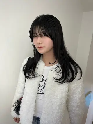 ロング 大人っぽ透明感カラー 🦢MOMOHA🦢のヘアスタイル