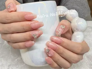 ネイル Amira アイラッシュのマツエク・マツパデザイン