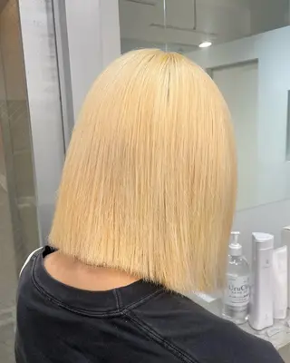 カラー TORA🐯 /XENA表参道のヘアスタイル