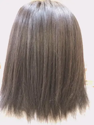 ミディアム 店長ハイトーンカラー 柞山史奈のヘアスタイル