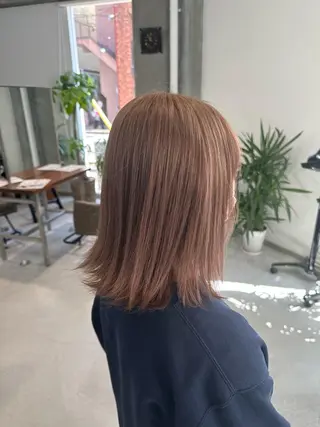 セミロング カラー カイリ /レイヤーカットのヘアスタイル