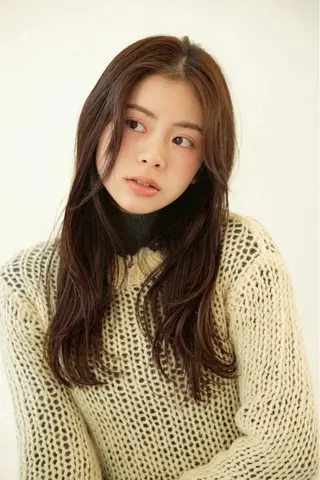 ロング カラー canaan 銀座店所属・ダブルカラー/ 透明感カラー/上村凜のヘアスタイル