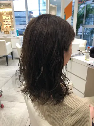 セミロング カラー 似合わせ🌿‬髪質 改善🧸RYUGOのヘアスタイル