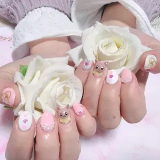 ネイル エステとネイル ローズコンフォートのネイルデザイン