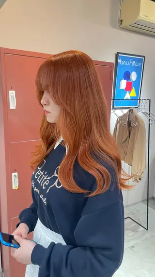 ロング 透明感カラー🩶韓国 ヘア🩶ワカナのヘアスタイル