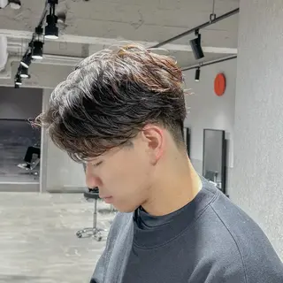 ショート パーマ メンズ フェザーパーマ職人 🪶ryosukeのヘアスタイル