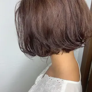 ショート シンタニナオト /梅田茶屋町のヘアスタイル