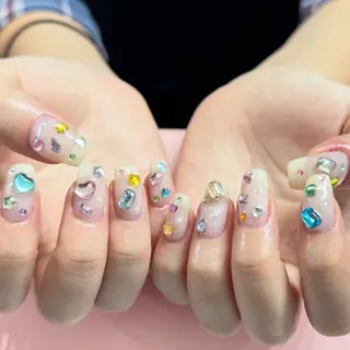 ショート 小川 柚香のネイルデザイン